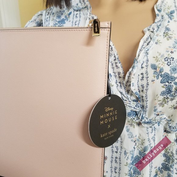 kate spade Bags Kate Spade Lzip Minnie Mouse Laptop Case Beige
